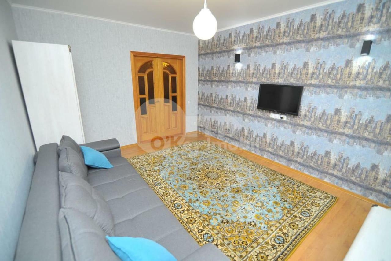 Large 2-Bedroom Apartament In The Center Chişinău Extérieur photo