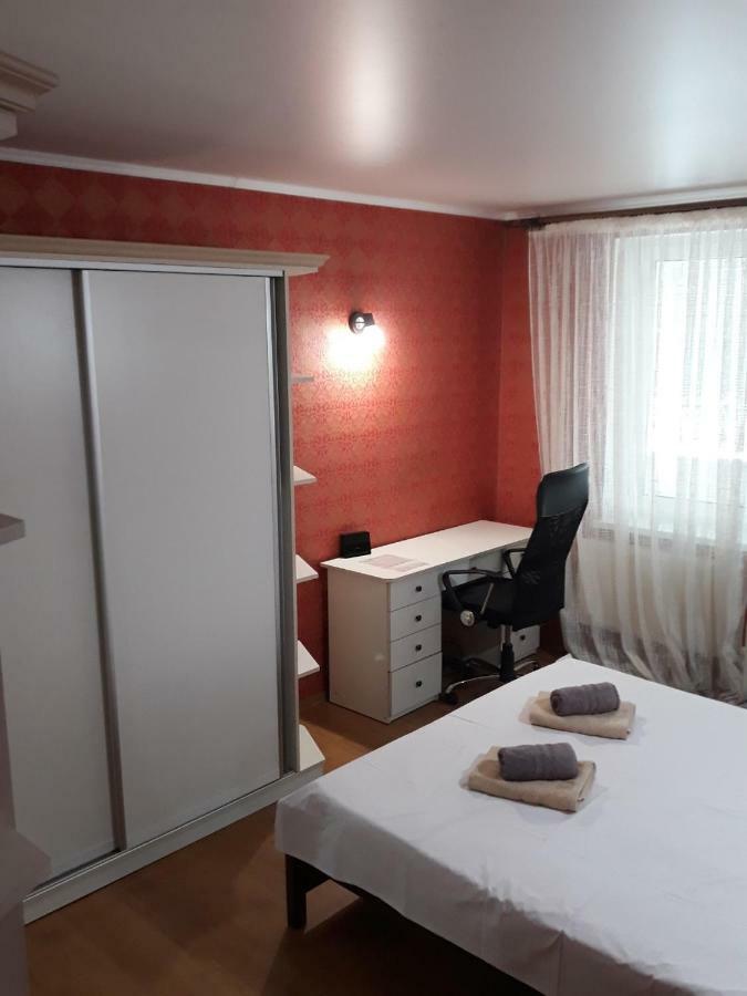 Large 2-Bedroom Apartament In The Center Chişinău Extérieur photo