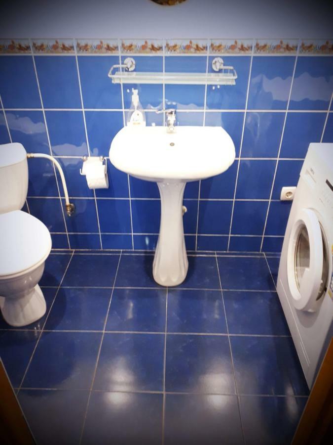 Large 2-Bedroom Apartament In The Center Chişinău Extérieur photo